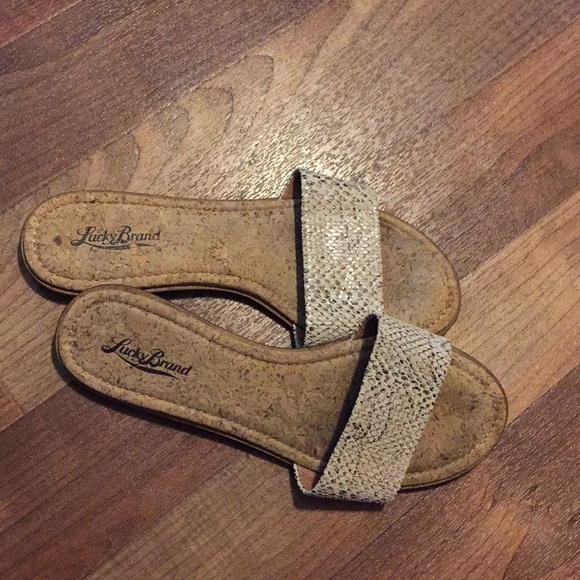 Lucky brand faux snakeskin sandals size 8M/38 - Picture 8 of 8